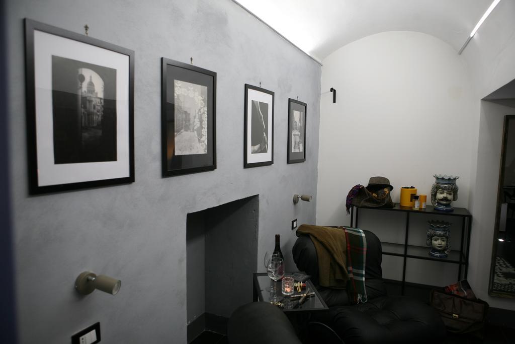 A Mo Casa Bed & Breakfast Comiso Ruang foto