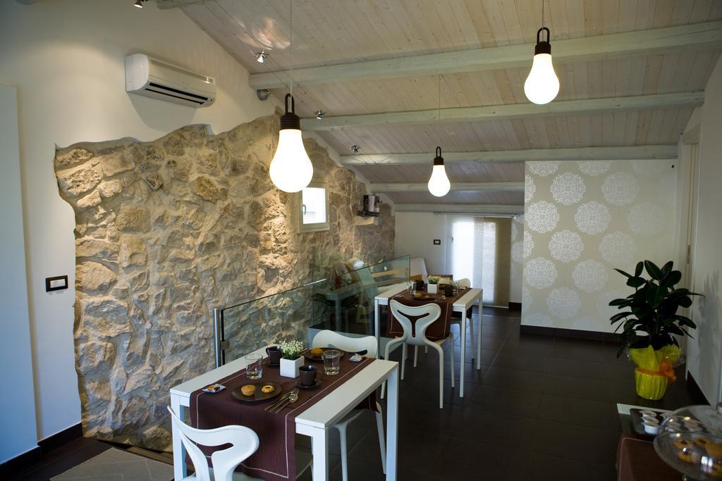 A Mo Casa Bed & Breakfast Comiso Bagian luar foto