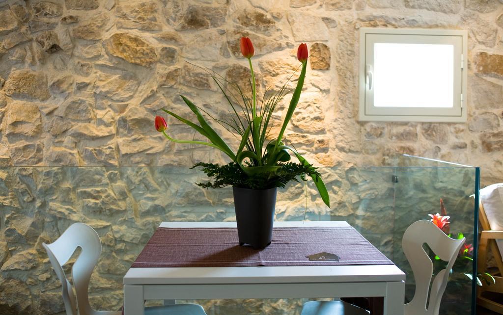 A Mo Casa Bed & Breakfast Comiso Bagian luar foto